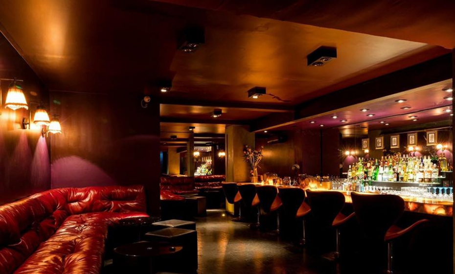 Ao estilo speakeasy: 10 bares secretos para conhecer em São Paulo